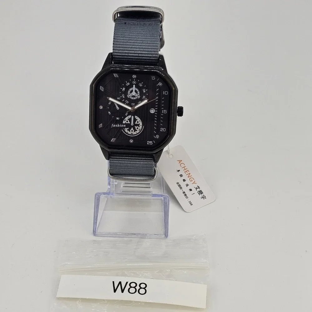 Men's 42MM Watch Black‎ Dial Date Indicator Gray Canvas Band New Battery